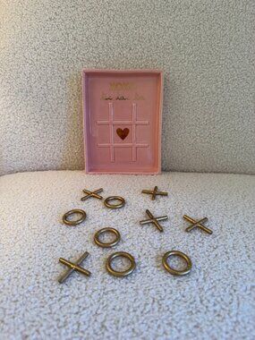 Pink XOXO Tic Tac Toe Ceramic and Metal Valentine Tray Set